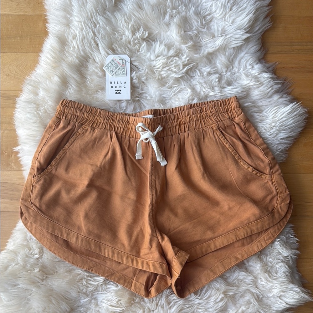 Billabong Women's Shorts, Medium